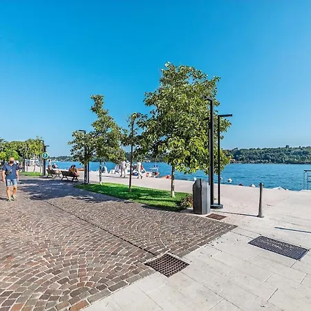 Il Lago By Wonderful Italy